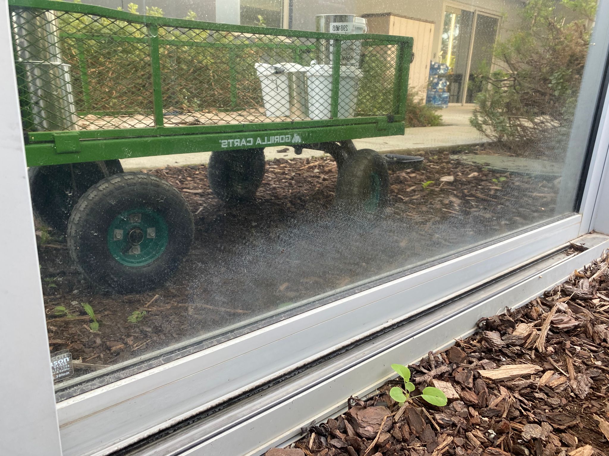 kwinana-window-cleaning-before