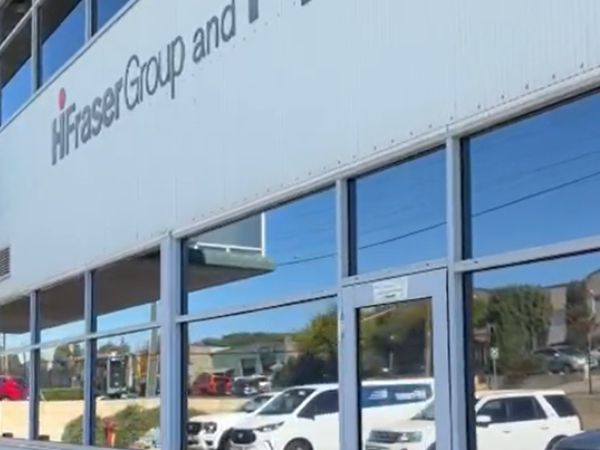 HiFraser Group and Pipeline Actuation and Control O'Connor - full building facade after commercial window clean