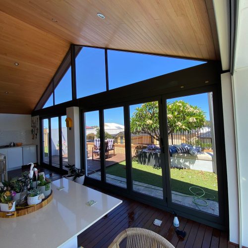 baldivis-designer-home-window-cleaning-cathedral-windows.jpg