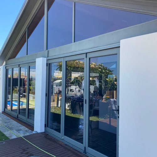 baldivis-residential-window-cleaning-modern-architecture