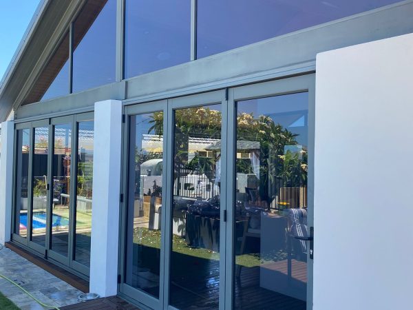 baldivis-residential-window-cleaning-modern-architecture