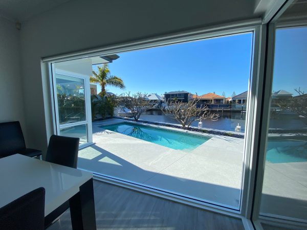 mandurah-waterfront-property-pool-area-windows 3