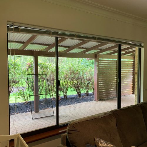 oakford-rural-home-window-cleaning-sliding-doors